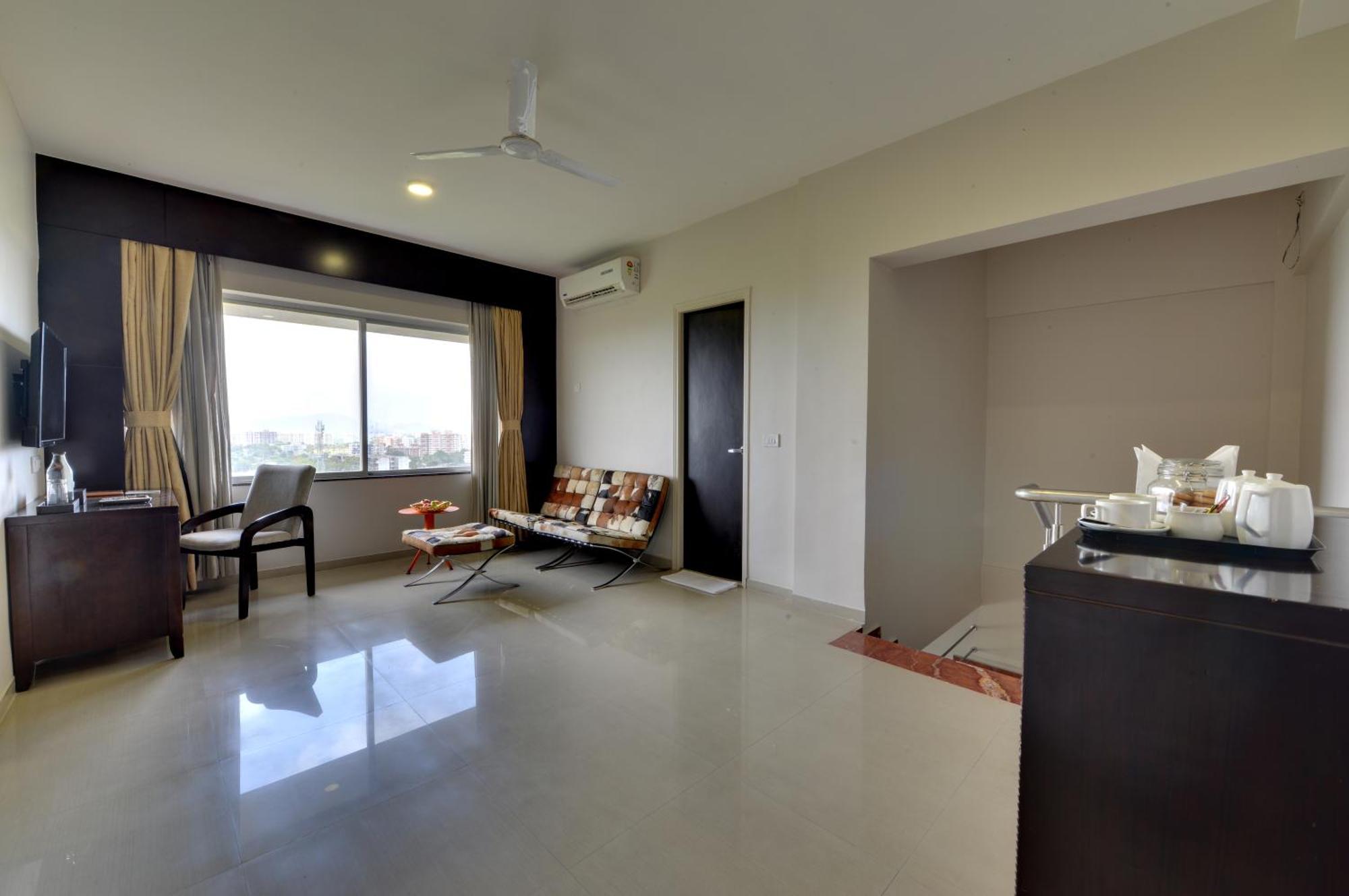 The Fern Residency, Vadgaon - Talegaon, Pune Exterior photo